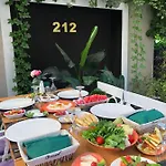 212 Hotel Olympos