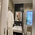 212 Hotel