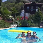 212 Hotel Olympos