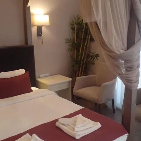 Hotel 212