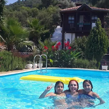 212 Hotel Olympos